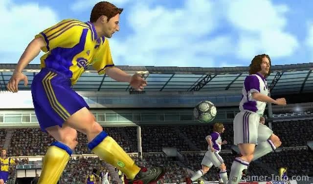 FIFA Football 2002 — скриншот 1