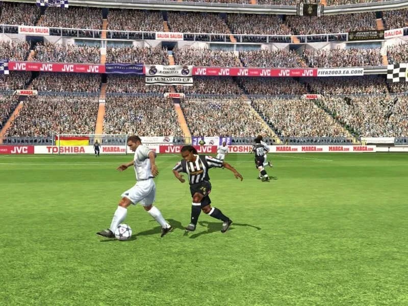 FIFA Football 2003 — скриншот 3