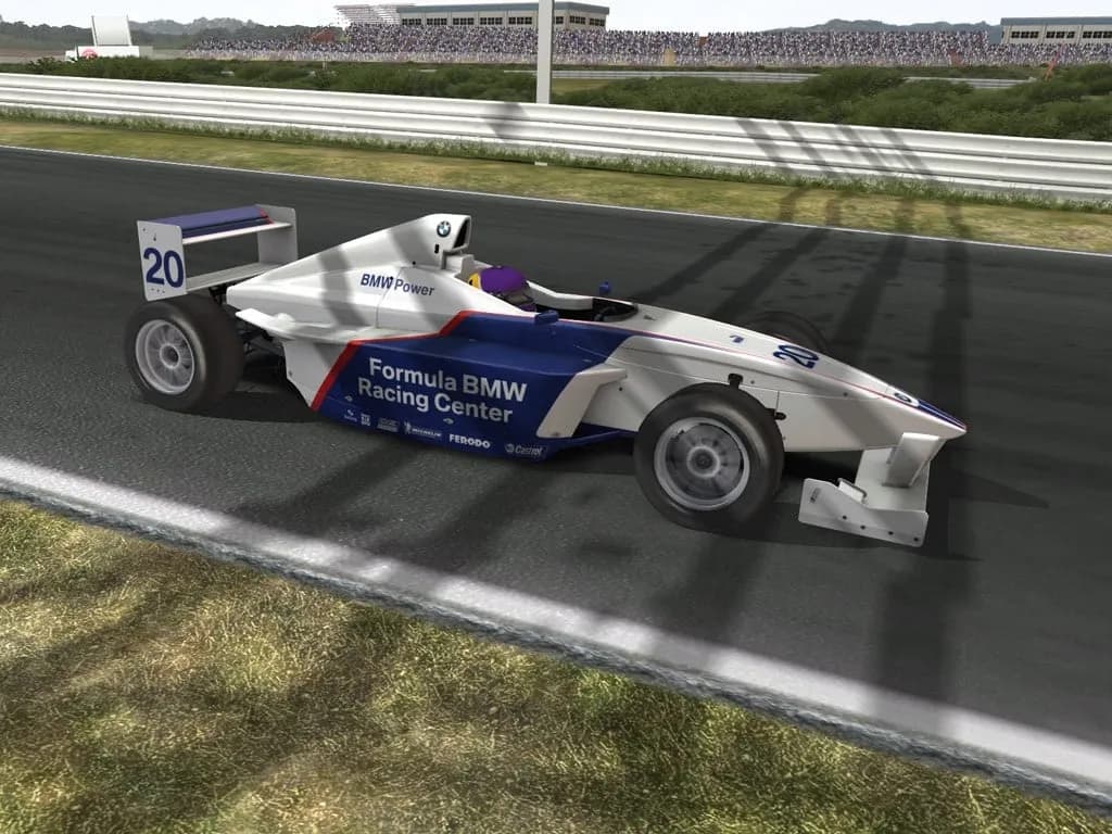 RACE 07 — скриншот 7