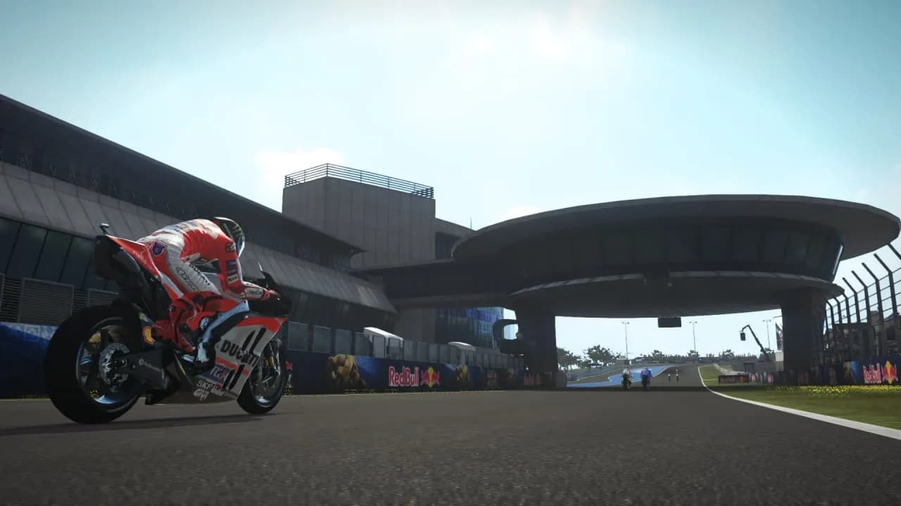 MotoGP17 — скриншот 2
