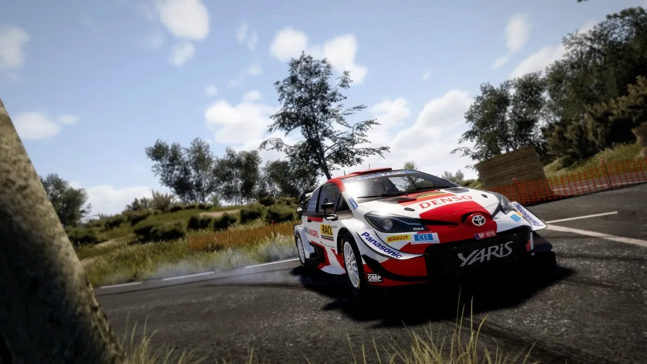 WRC 10 FIA World Rally Championship — скриншот 1